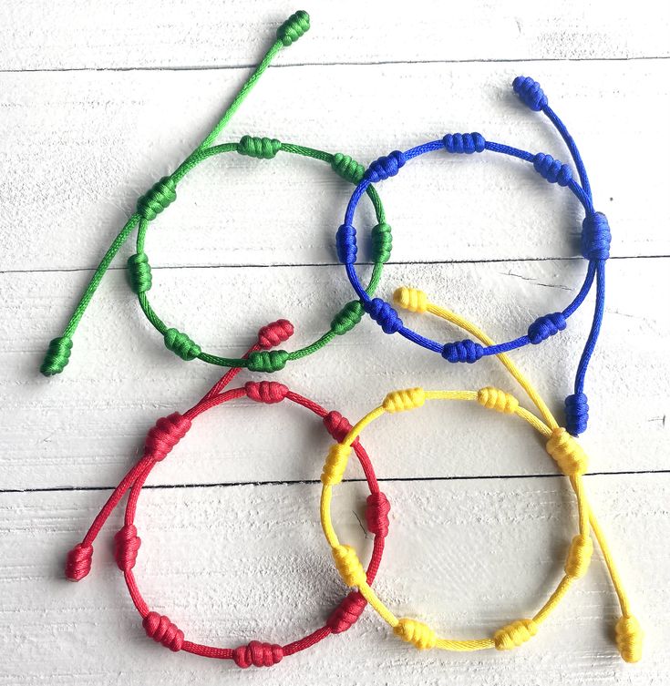 Pulseiras de 7 nós